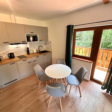 Luna Cisza Spokoj Szybki Internet Smart Tv カルパッチ